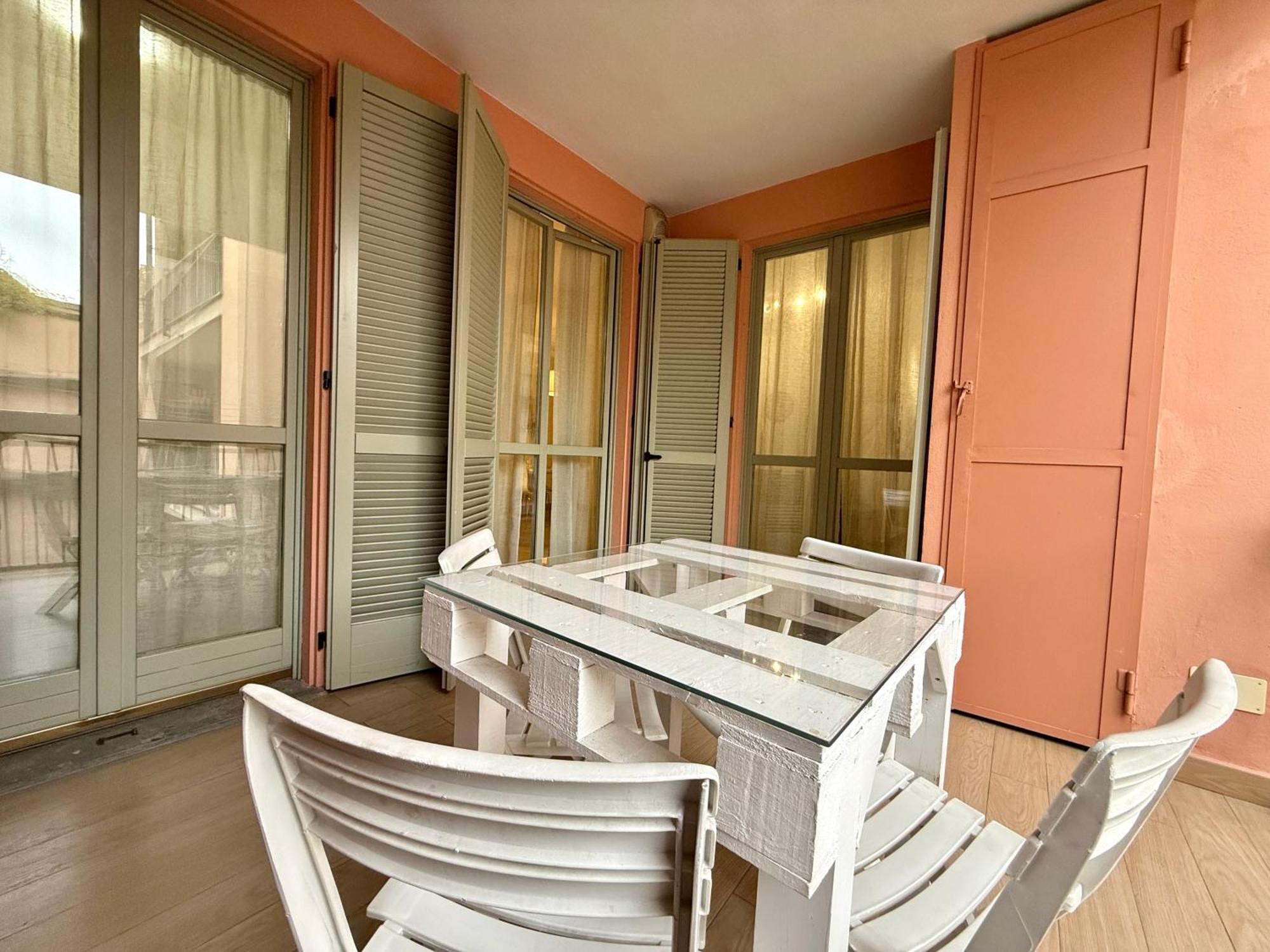 Comecasa Modern In Historical Centre Apartment