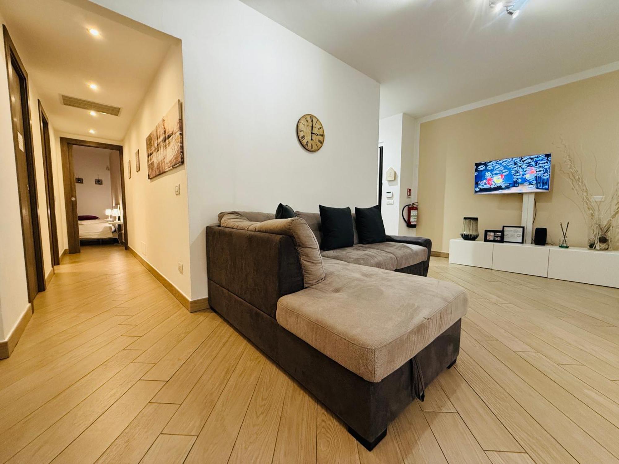 Comecasa Modern In Historical Centre Apartment *